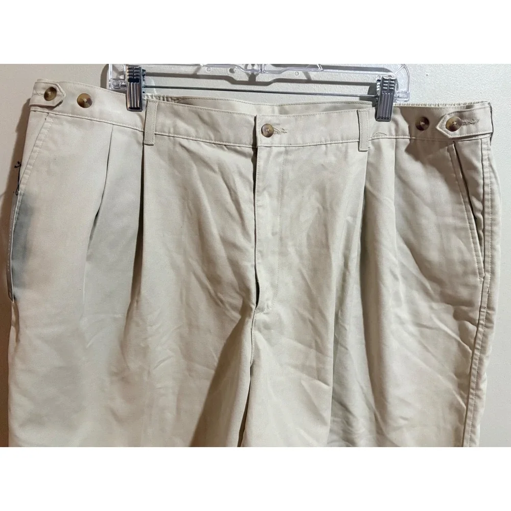 Savane Pleated Chino Shorts Mens 42 Khaki NWT Wrinkle Free Cotton Traditions